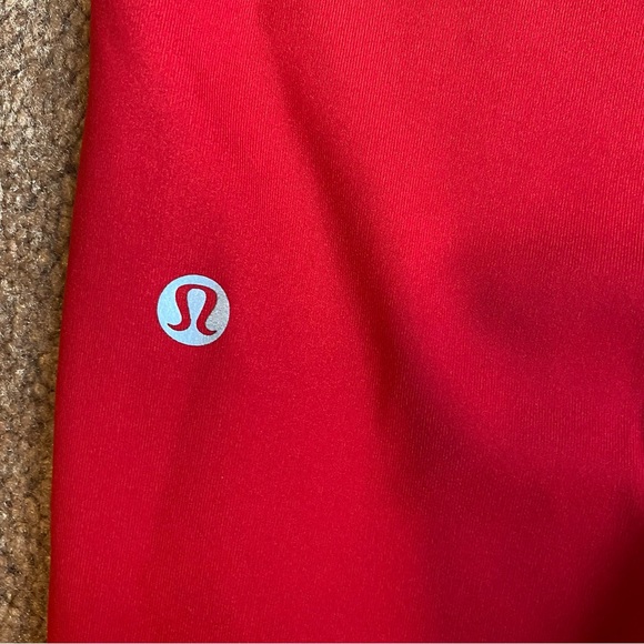 Lululemon Fast & Free High Rise Tight - Size 8 - Picture 3 of 5